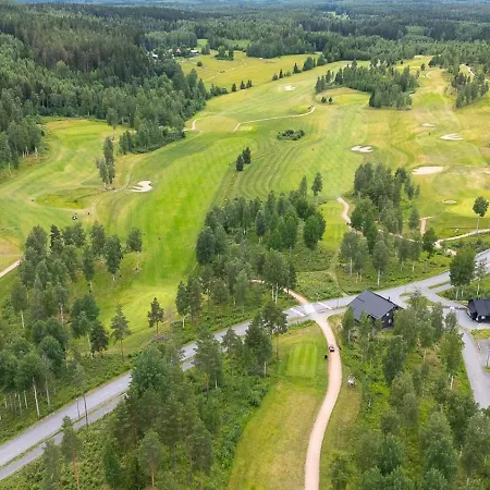 Leijonanluola 30 Persons, Near The Golf Course Incl Sauna فيلة *